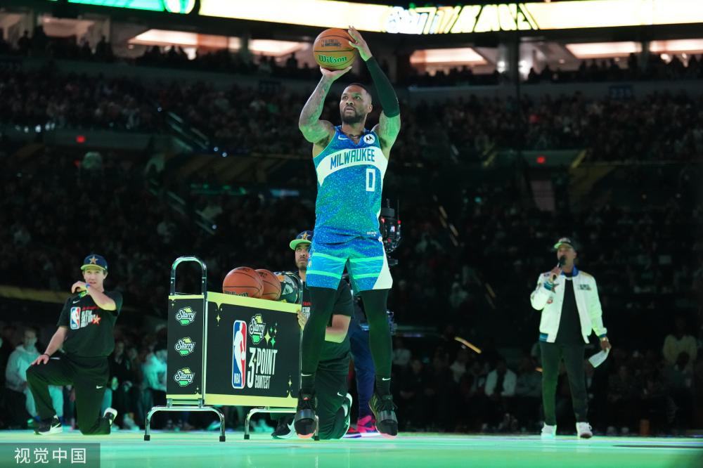 学校的足球 学校的足球