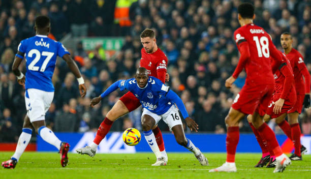 转会谈判背 转会谈判背